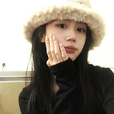 站起来的女孩